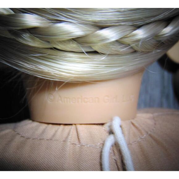 American Girl Doll 18" JULIE IN MEET OUTFIT Purse Hat Book Blonde Brown Eyes BOX - Picture 10 of 12